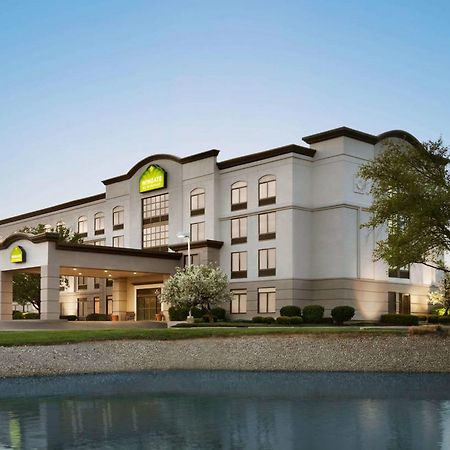 Wingate By Wyndham Cincinnati Blue Ash Buitenkant foto