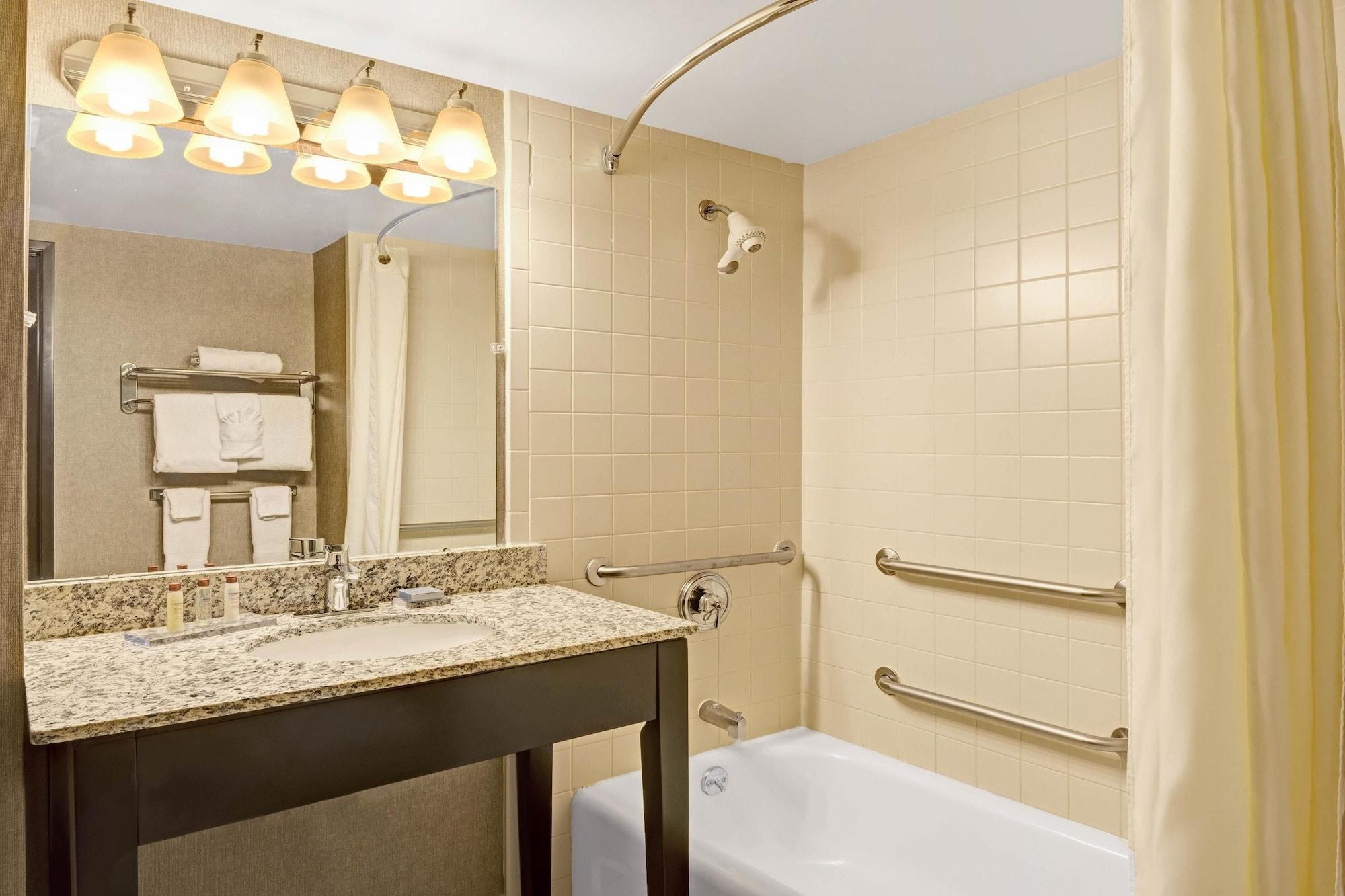 Wingate By Wyndham Cincinnati Blue Ash Buitenkant foto