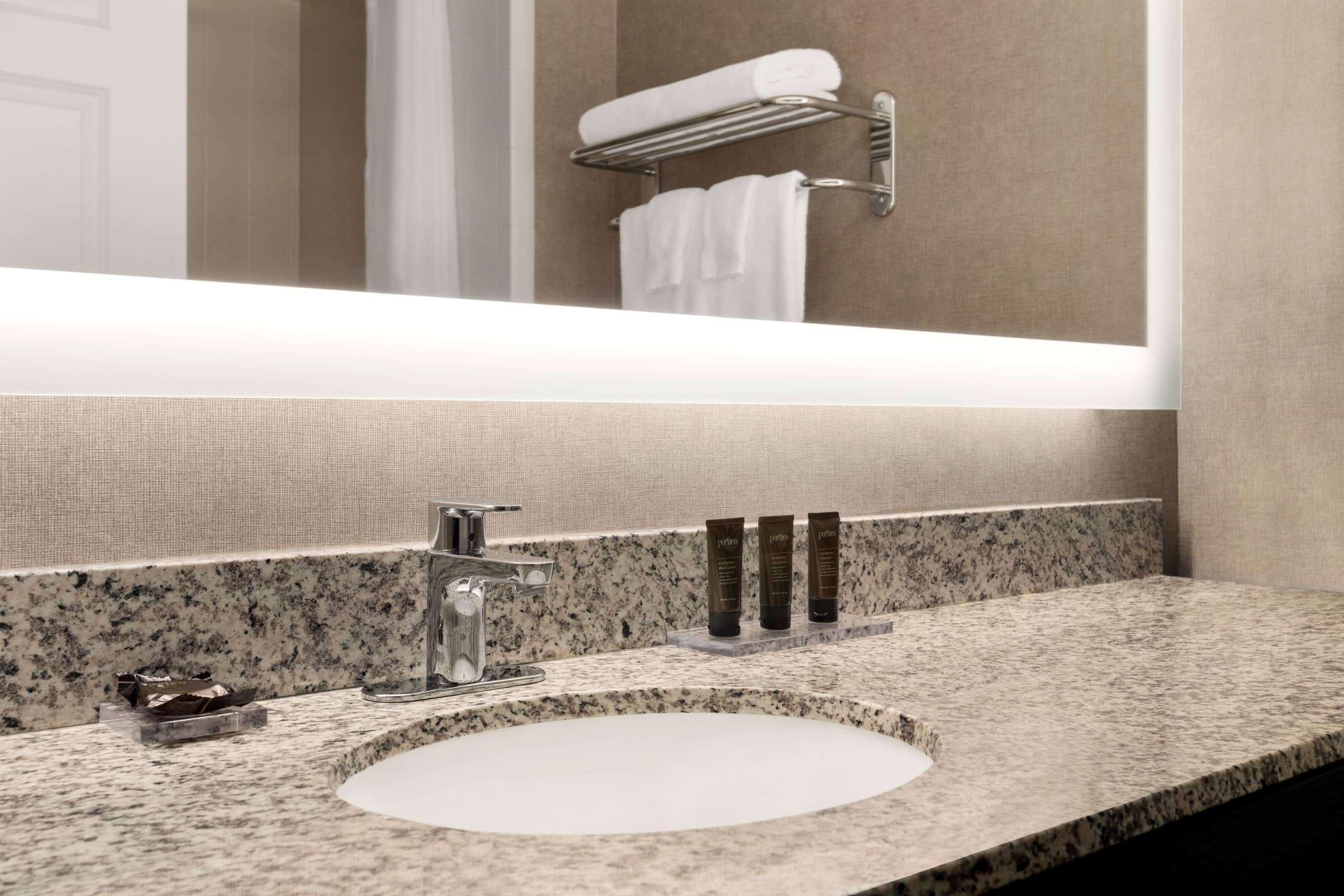 Wingate By Wyndham Cincinnati Blue Ash Buitenkant foto