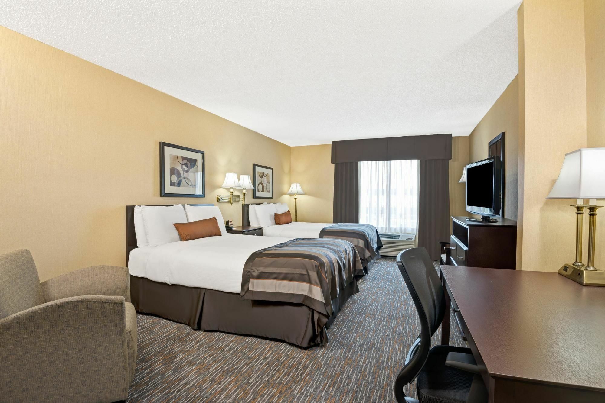 Wingate By Wyndham Cincinnati Blue Ash Buitenkant foto