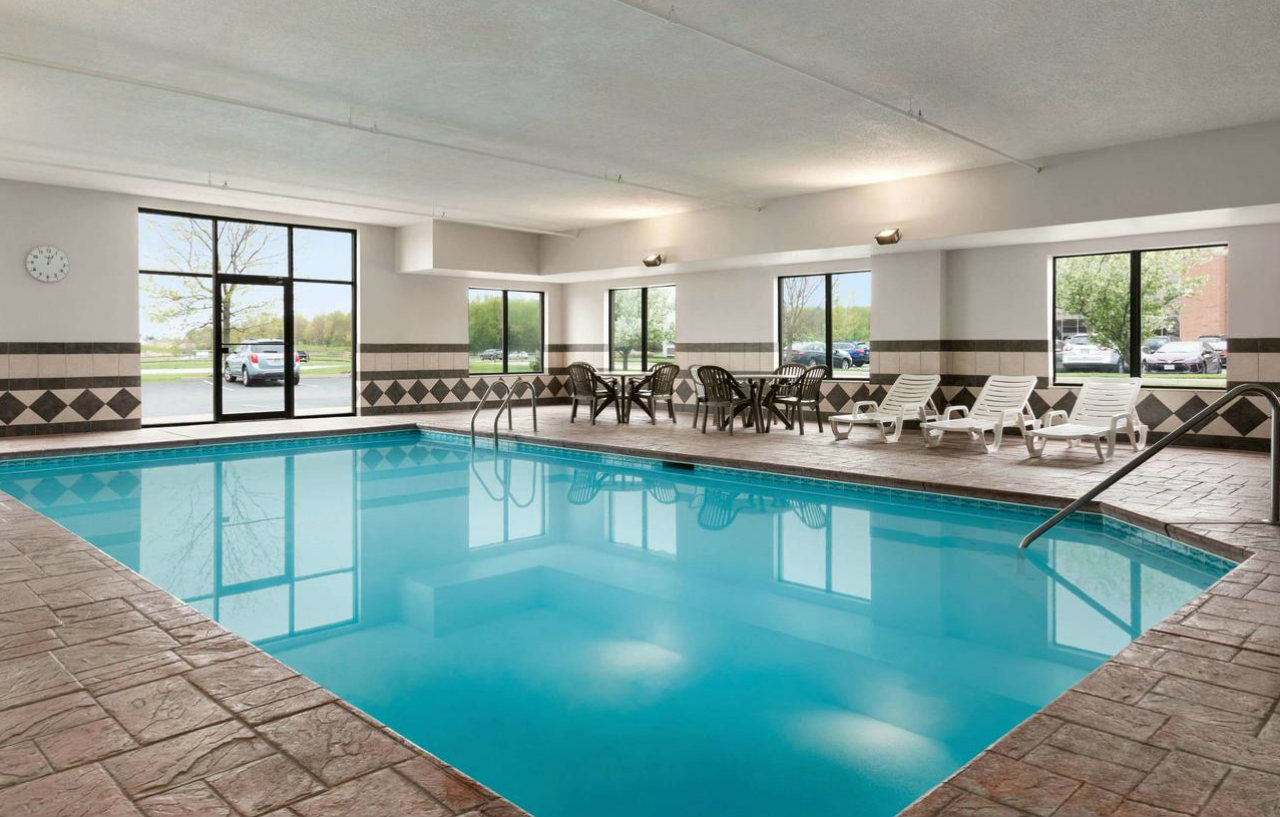 Wingate By Wyndham Cincinnati Blue Ash Buitenkant foto